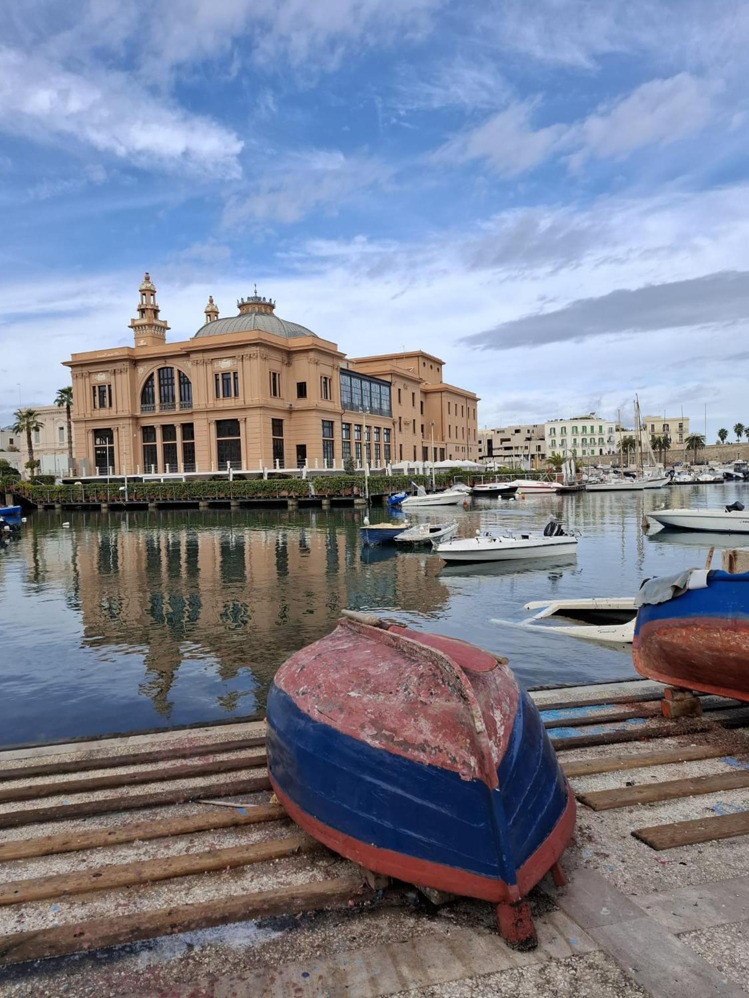 Novum Hospitality Hotel Bari Kültér fotó