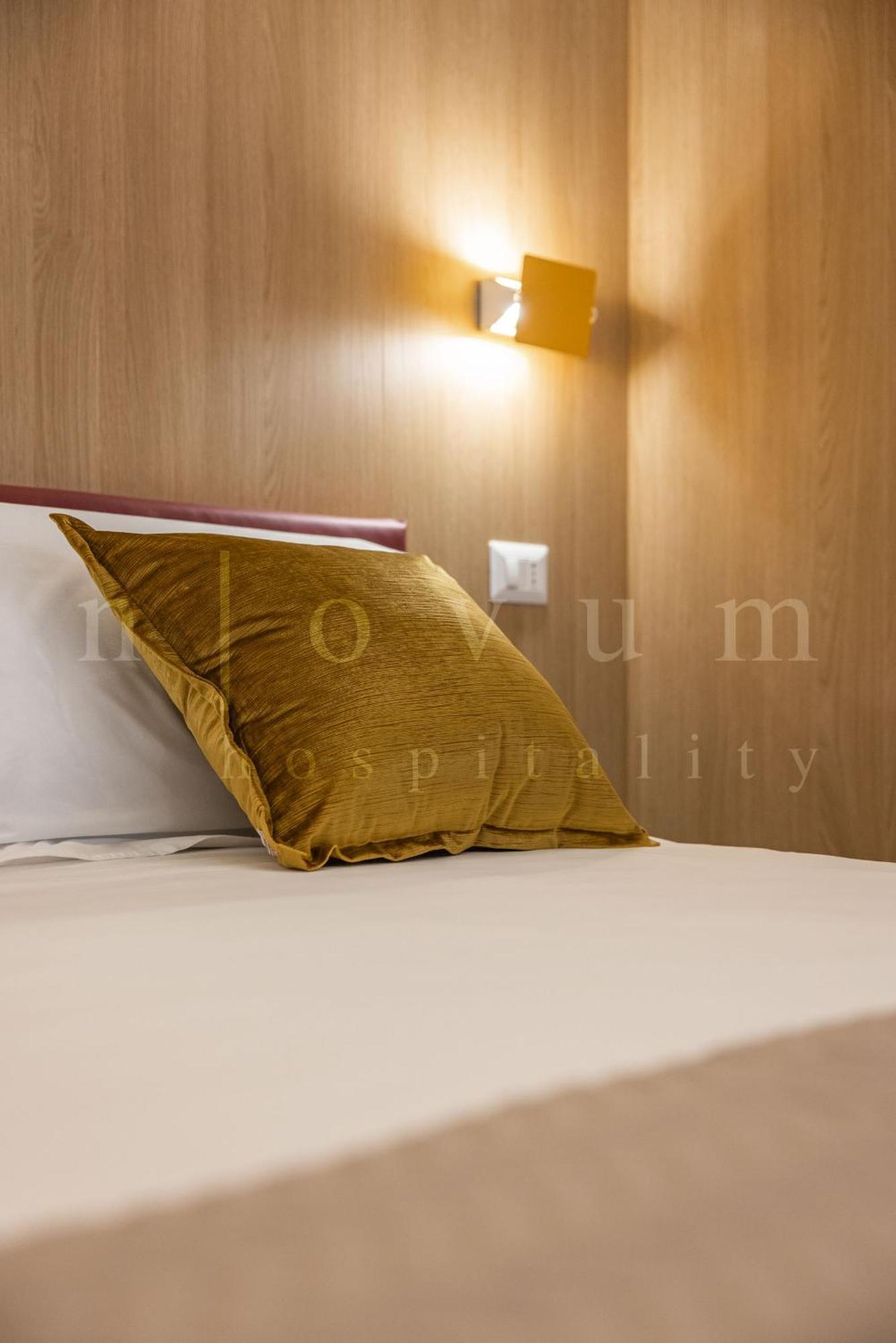 Novum Hospitality Hotel Bari Kültér fotó